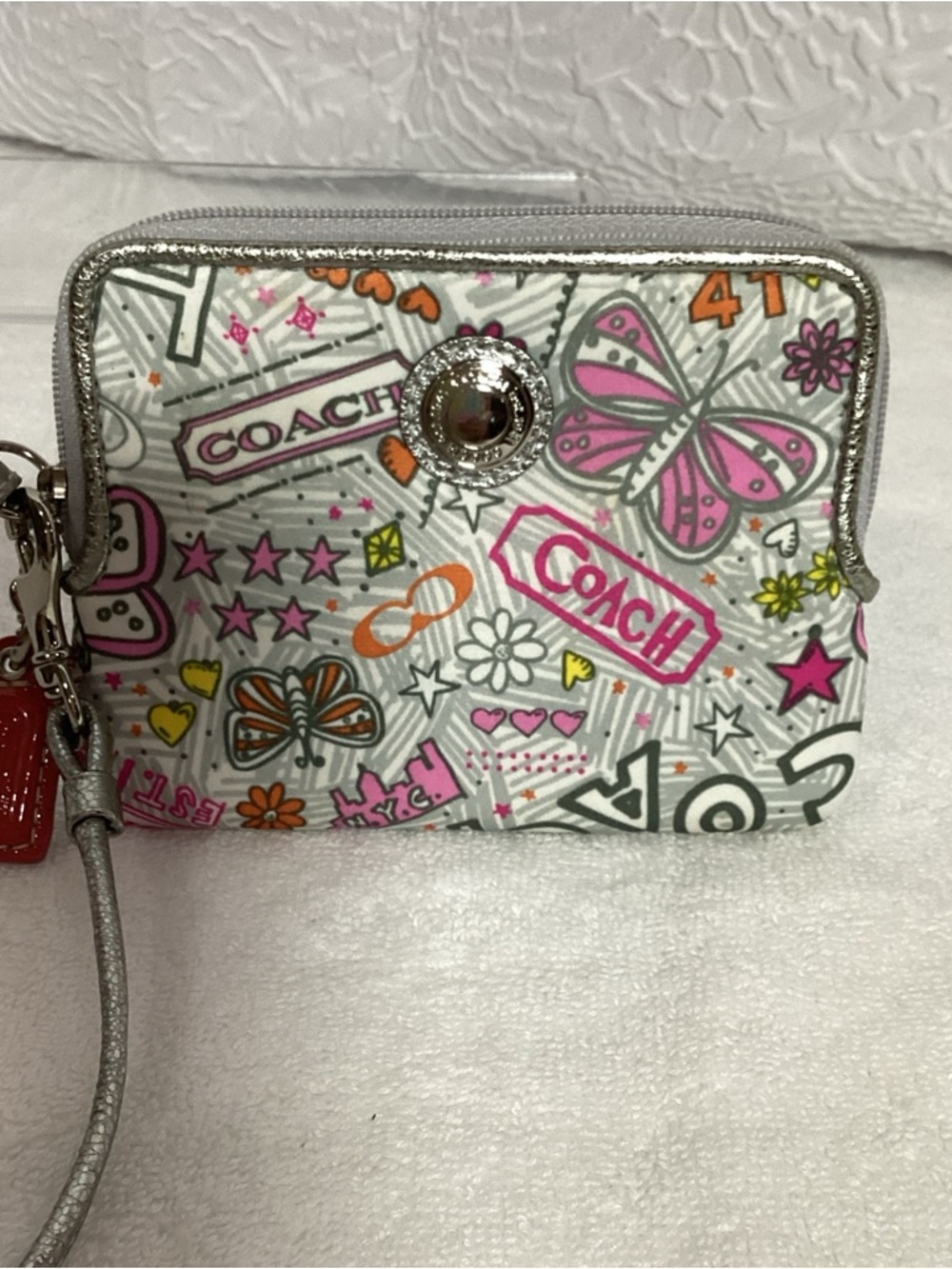 Coach Poppy Butterfly Graffiti Wristlet Wallet with Hang Tag - Picture 2 of 14